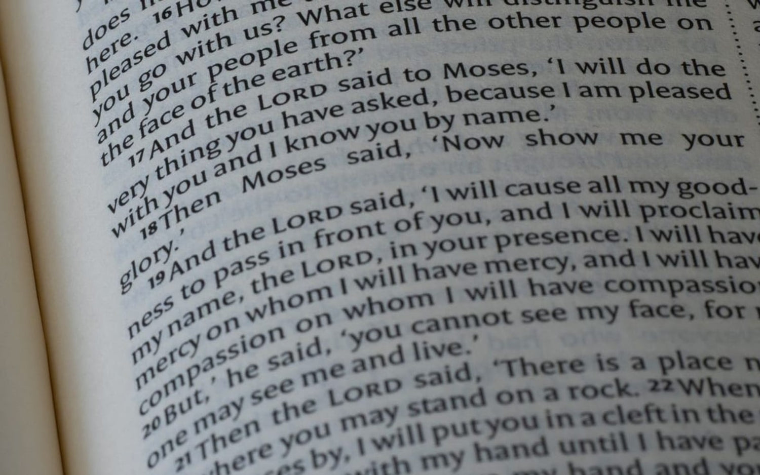 Open Bible — KJV, NIV, Spanish and English Bibles at Floresta Store
