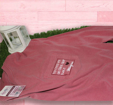 YO CREO en un Dios que hace milagros - Long Sleeve T-Shirt
